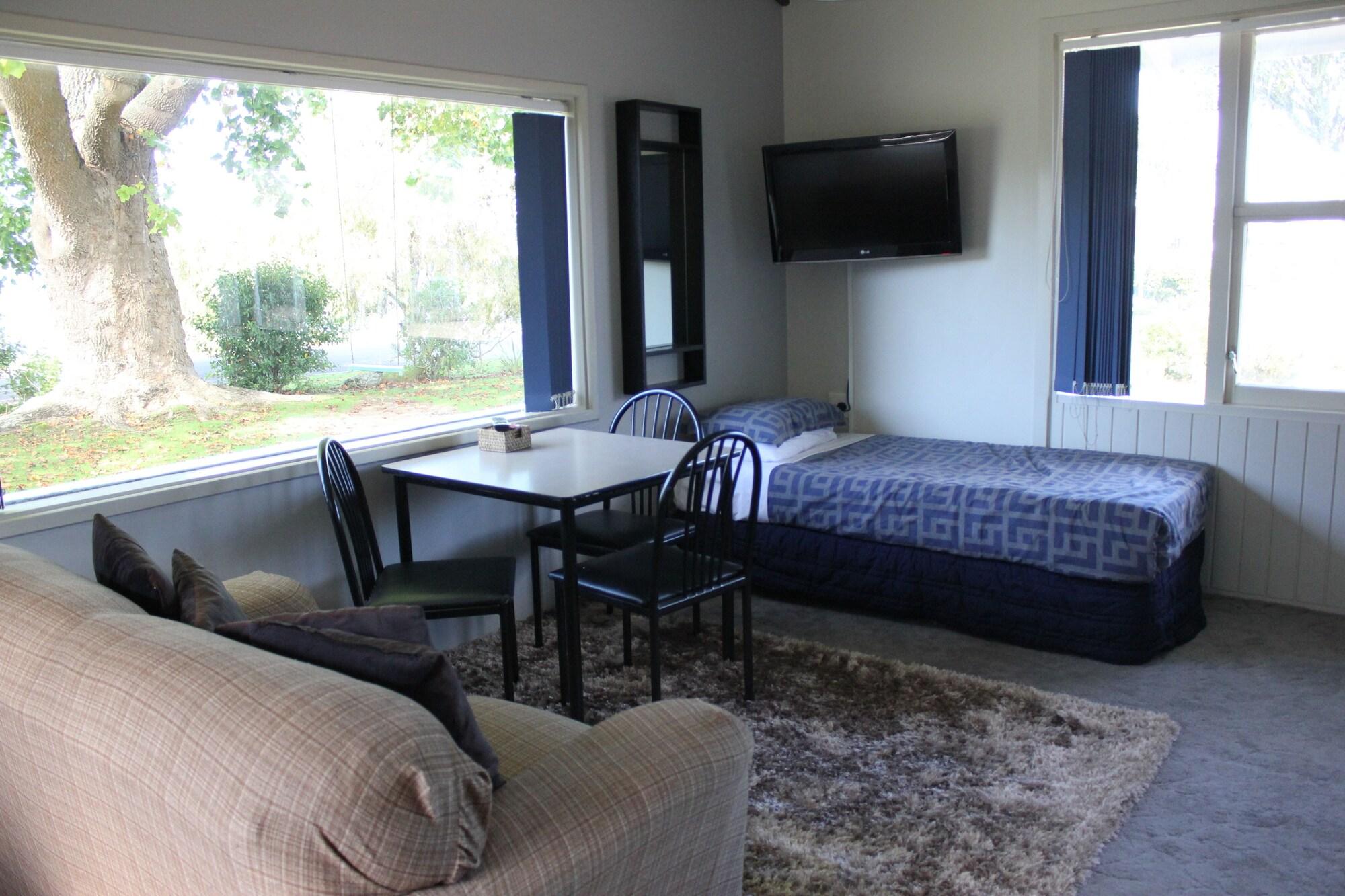 Jack & Di'S Lakefront Motel Rotorua Extérieur photo